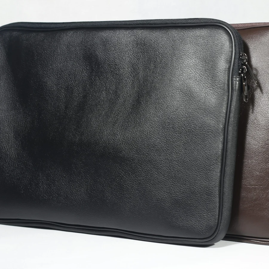 Full-Grain Leather Compact Slip Pouch
